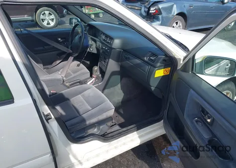 1998 Volvo S70 Gtas/Gtms z USA, uszkodzony, nr VIN YV1LS5538W1475433